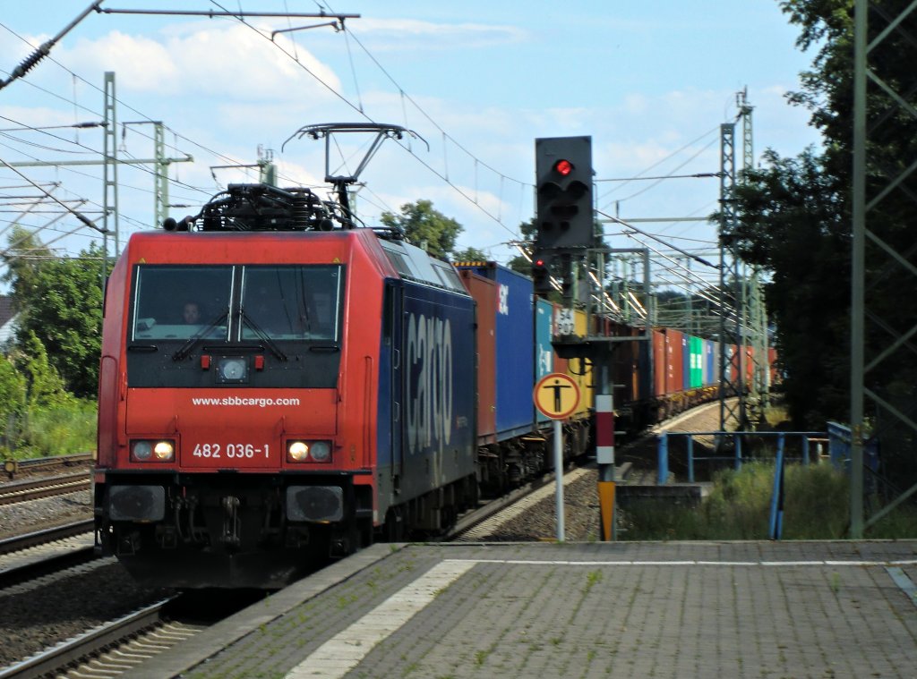 Die 482 036 der SBB in Ludwigslust am 9.7.2011