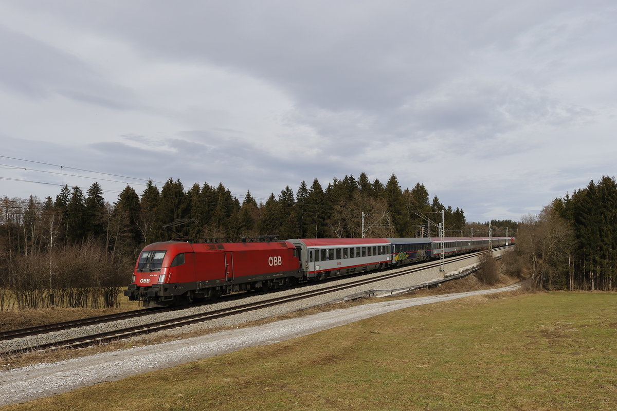 1016 015 mit dem  EC 112  am 3. M�rz 2019 bei Grabenst�tt.