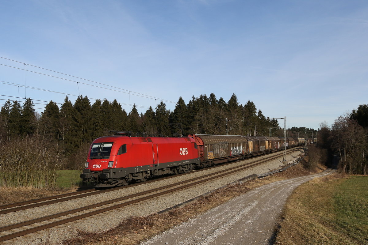 1116 100 imt dem  Papierzug  aus Salzburg kommend am 14. Januar 2010 bei Grabenst�tt im Chiemgau.