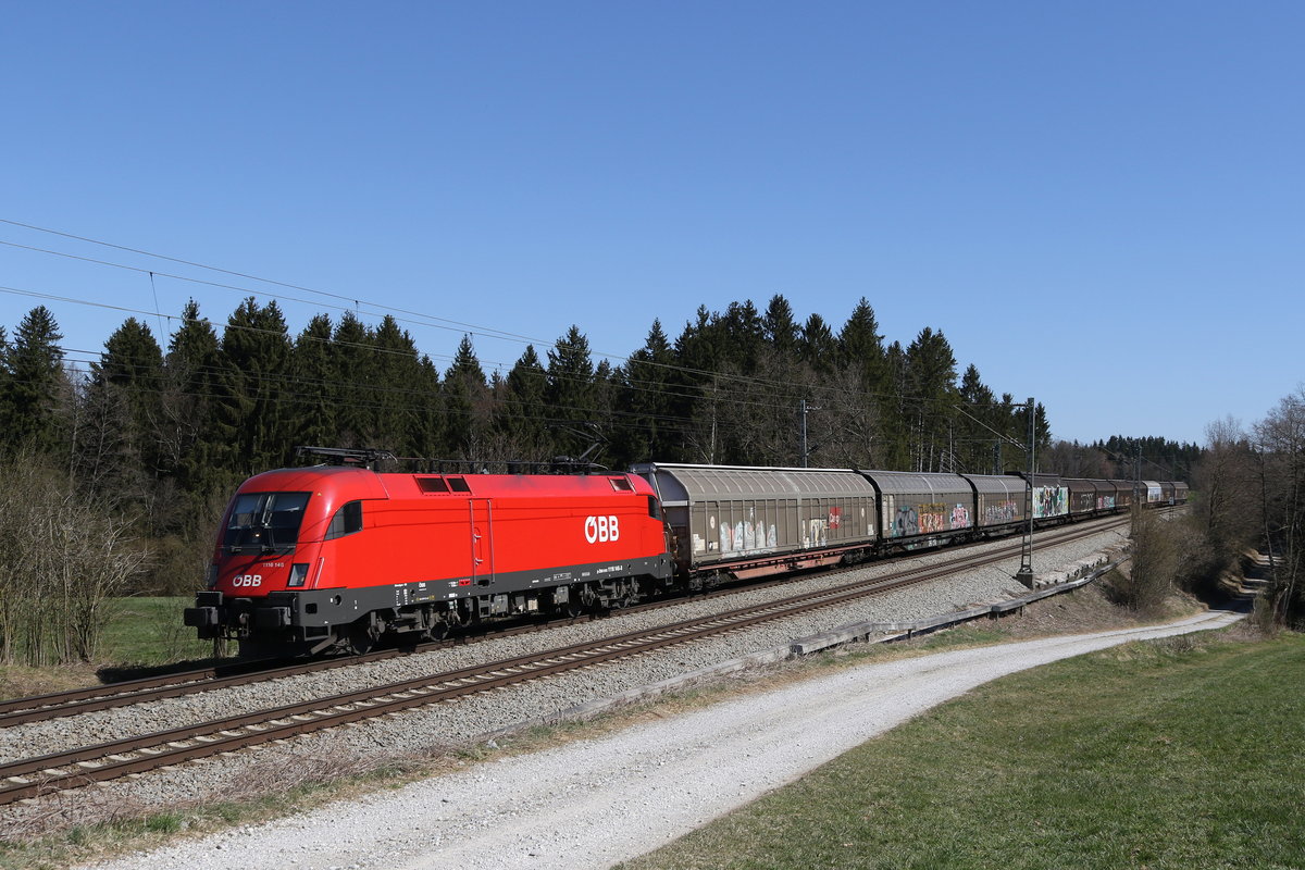 1116 148 mit Schiebewandwagen am 6. April 2020 bei Grabenst�tt.