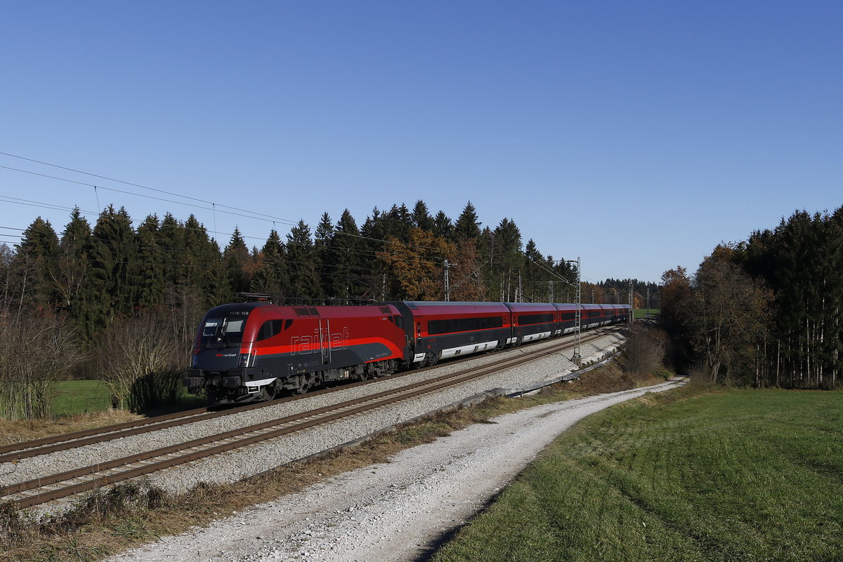 1116 156 mit einem  Railjet  am 10. November 2018 aus Salzburg kommend bei Grabenst�tt.