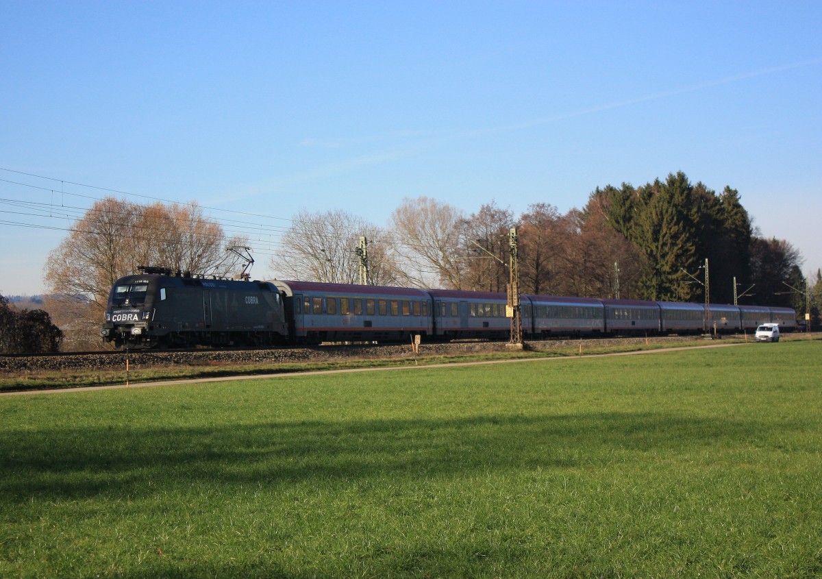 1116 182  COBRA  war am 3. Dezember 2013 bei Prien am Chiemsee in Richtung Salzburg unterwegs.