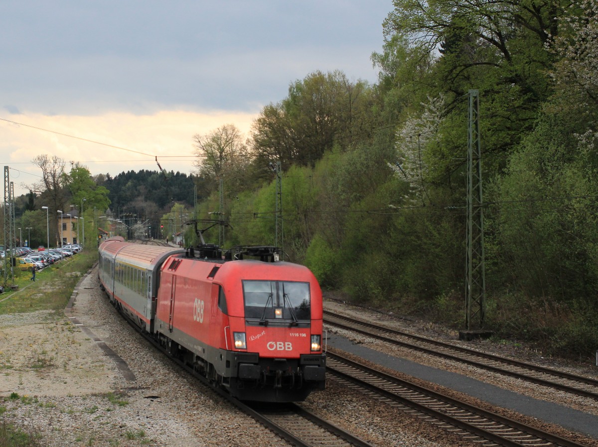 1116 196-7  Rupert  f�hrt am 14. April 2014 aus dem Bahnhof von Assling.