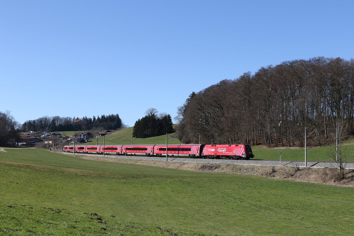 1116 251  100 Jahre �BB  war am 19. M�rz 2025 bei Axdorf in Richtung Salzburg unterwegs.