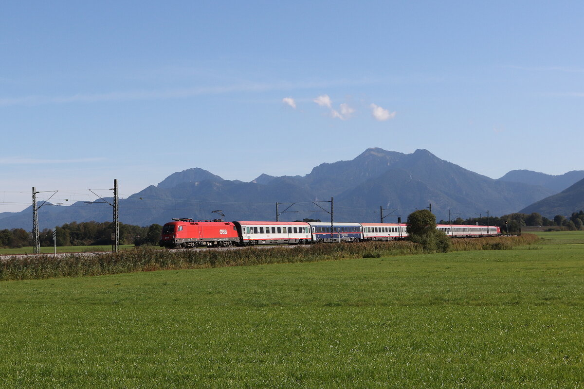 1116 258 mit einem  EC  am 2. Oktober 2021 bei Bernau am Chiemsee.