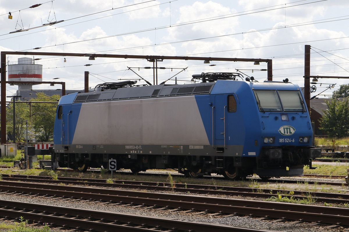 185 524-6 war am 14. August 2017 im Bahnhof von Padborg (D�nemark) abgestellt.