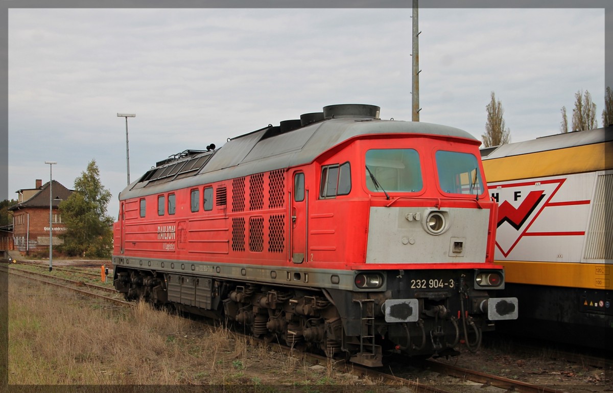232 904 in Waren an der Müritz abgestellt am 08.10.2014