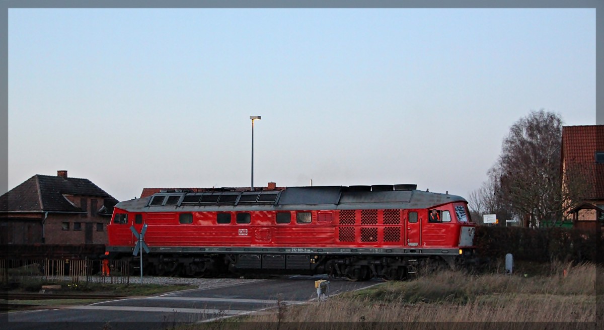 232 909 bei Rangierarbeiten in Möllenhagen am 01.12.2015