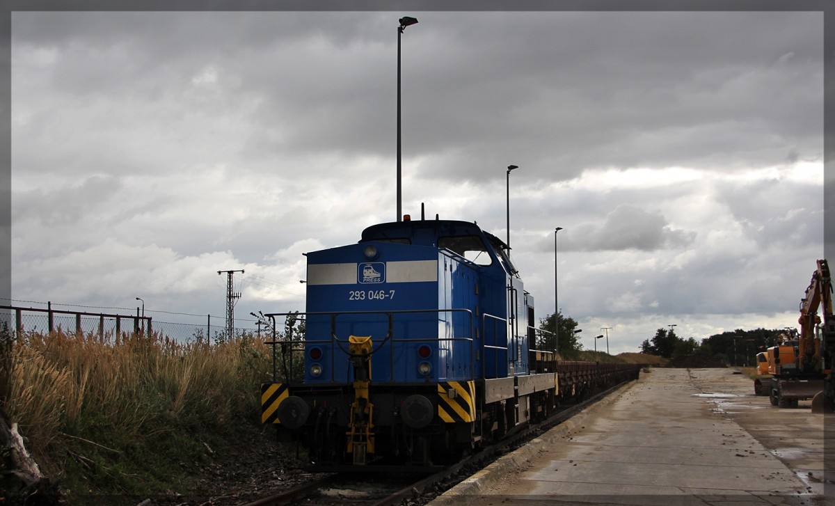 293 046 der Press abgestellt in Kleeth am 06.09.2015