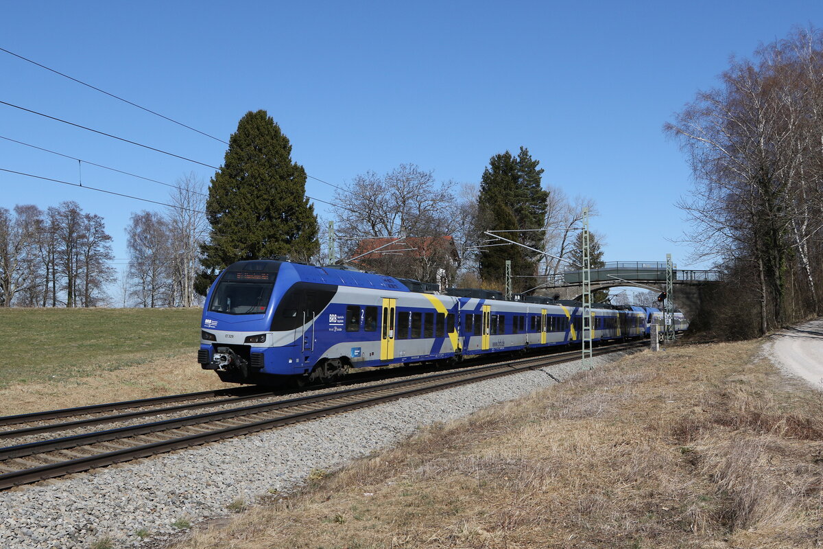 430 329 war am 23. M�rz 2022 bei �bersee in Richtung M�nchen unterwegs.