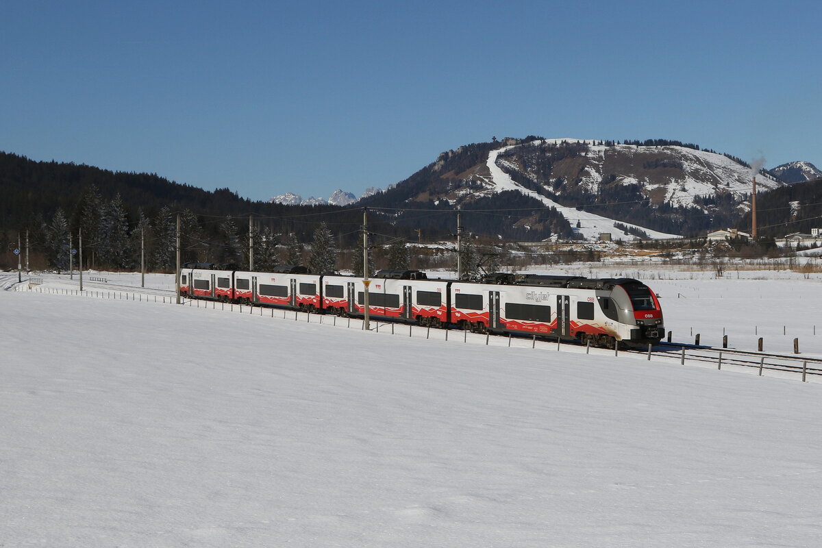 4748 036 war am 5. Februar 2025 bei Grie�en in Richtung Salfelden unterwegs.