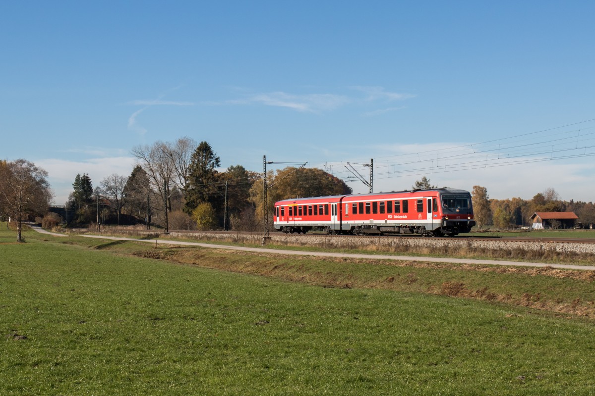 628 612 auf dem Weg nach Freilassing am 3. November 2015 bei �bersee am Chiemsee.