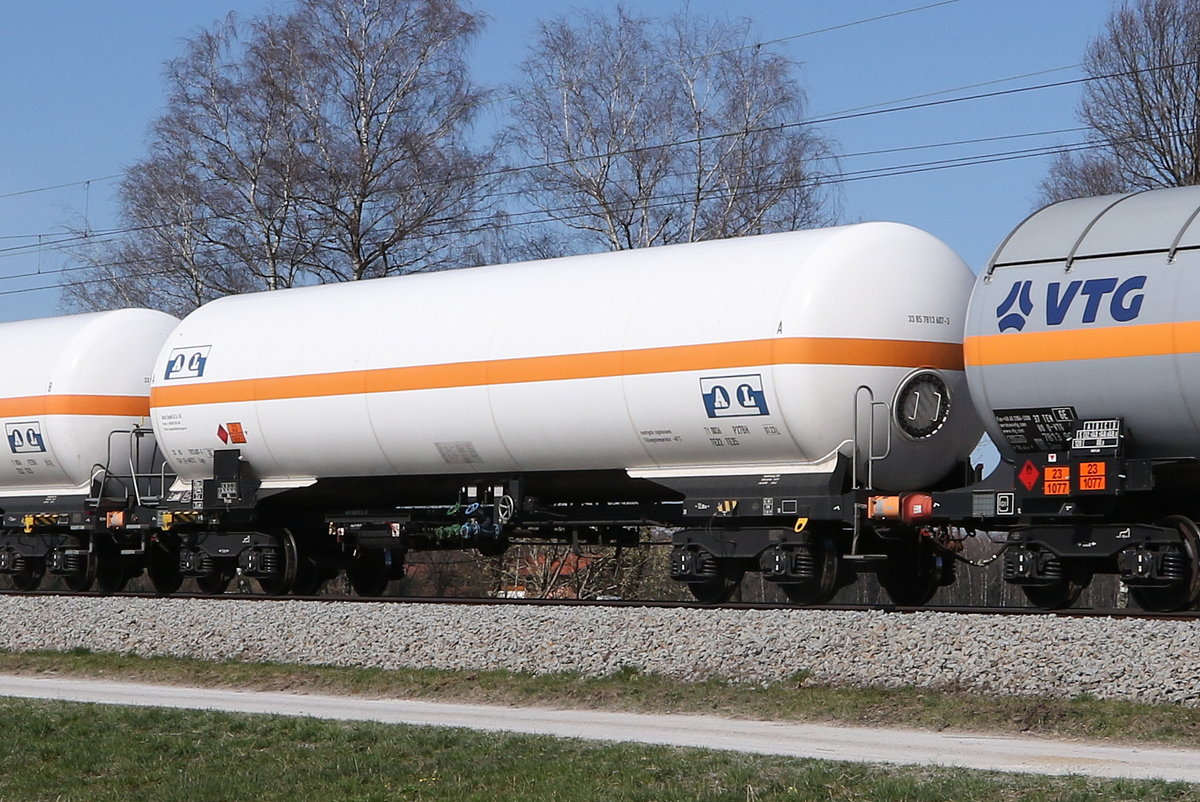 7813 607 (Zags) der  ARETZ GmbH  am 31. M�rz 2021 bei �bersee.