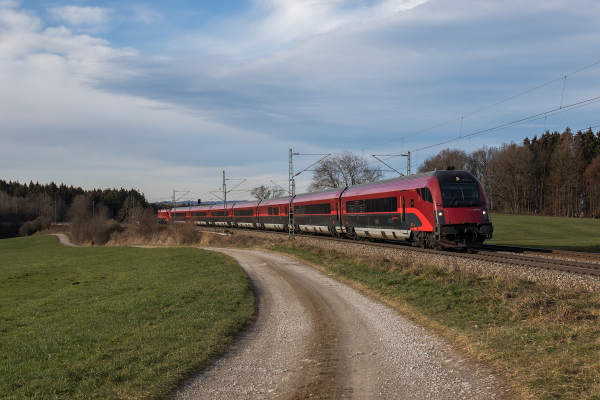 89 90 726 auf dem Weg nach Salzburg am 12. Dezember 2015 bei H�tt.