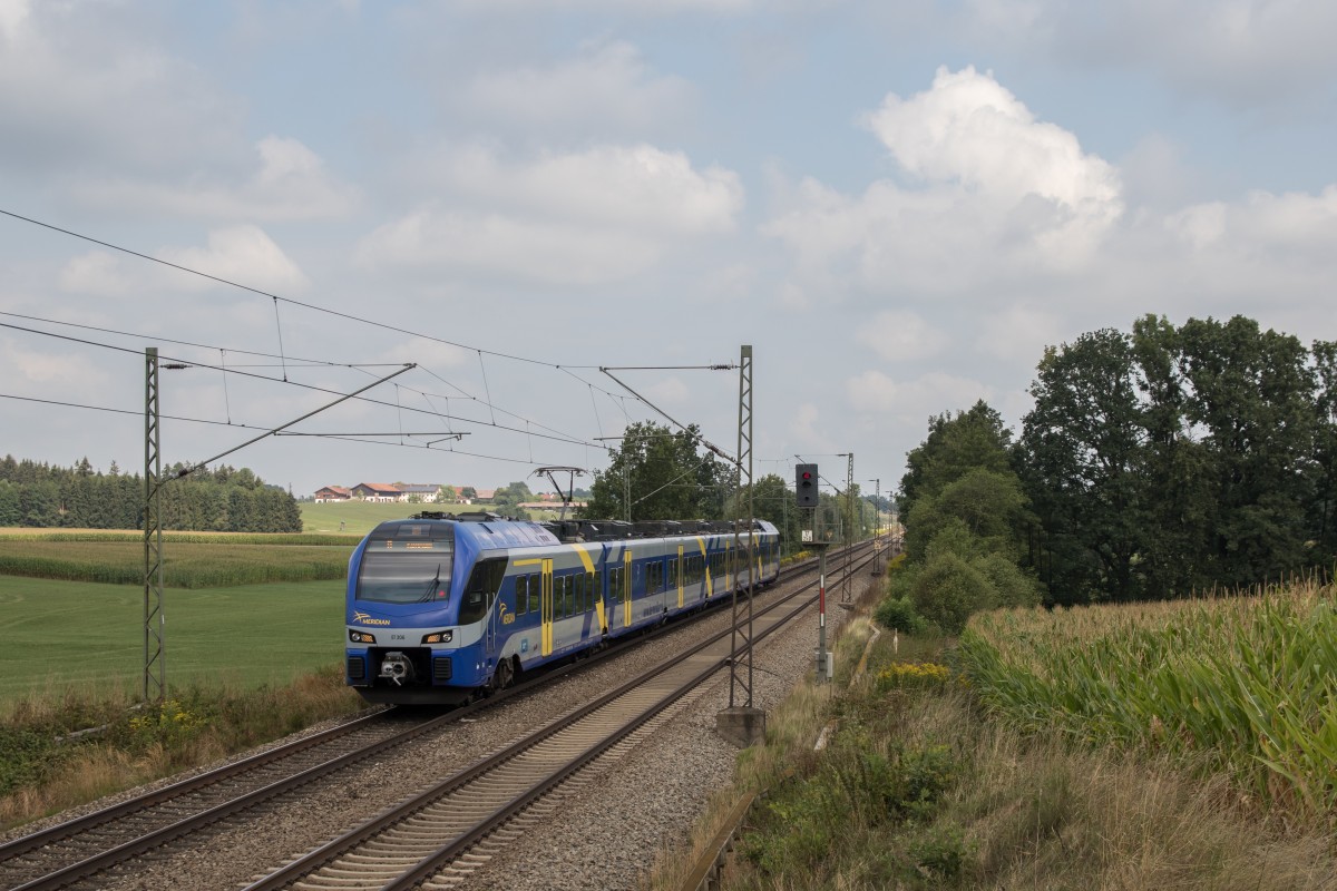ET 306 am 20. August 2015 von M�nchen kommend bei Vogl.