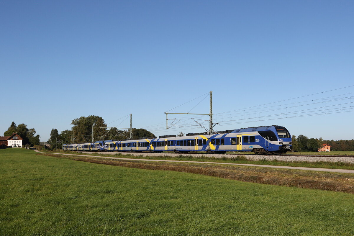 ET 324 am 25. September 2021 kurz vor �bersee am Chiemsee.