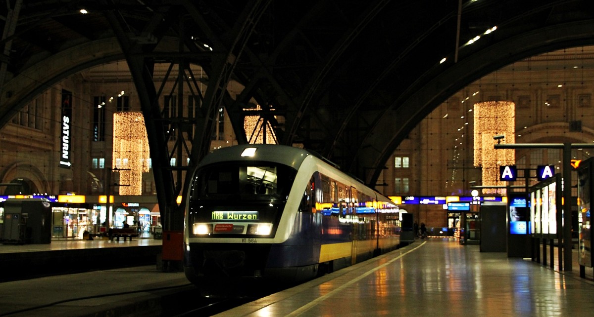 VT 564 der Mitteldeutschen Regiobahn im Hauptbahnhof von Leipzig am 25.11.2013