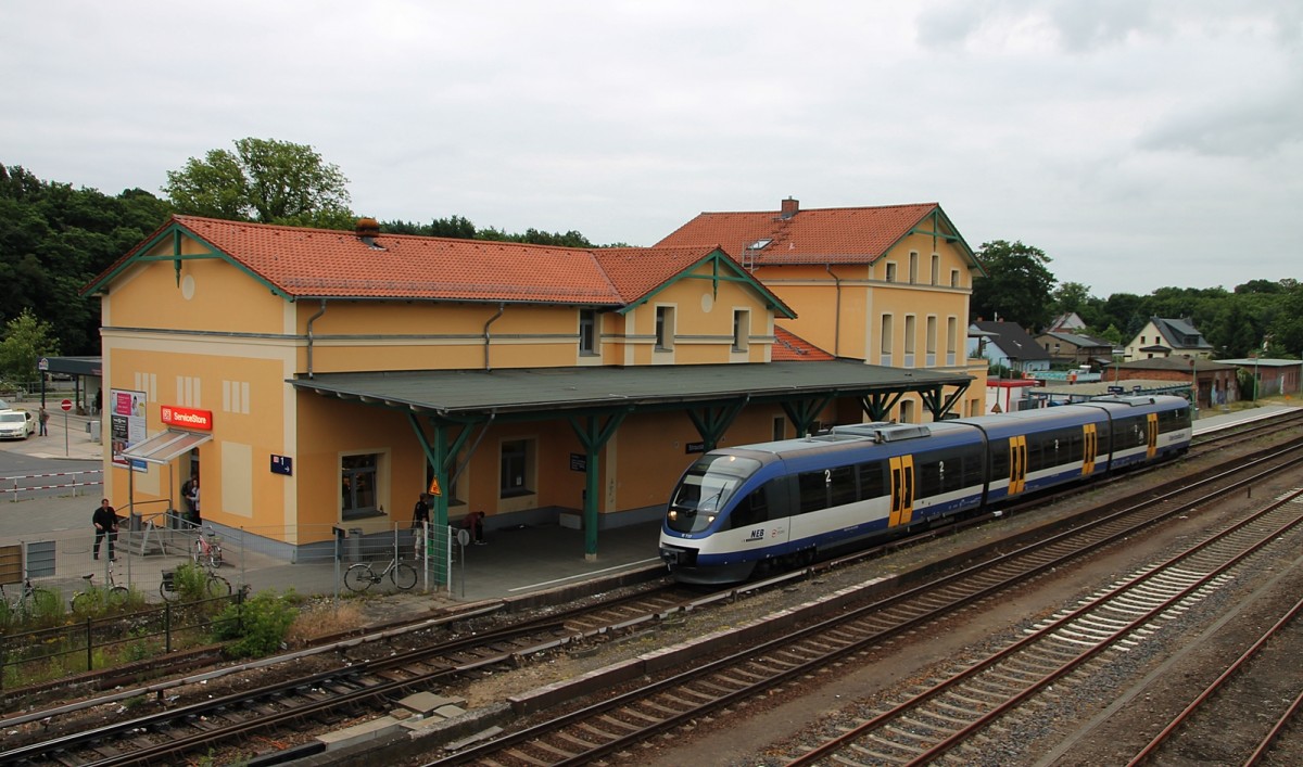 VT 737 kurz vor der Abfahrt nach Berlin-Lichtenberg hier in Strausberg am 19.6.2014!