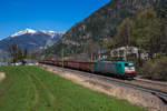 483 004 mit einem Schrottzug s�dw�rts fahrend. Aufgenommen am 8. April 2017 bei Freienfeld/Campo di Trens in S�dtirol.